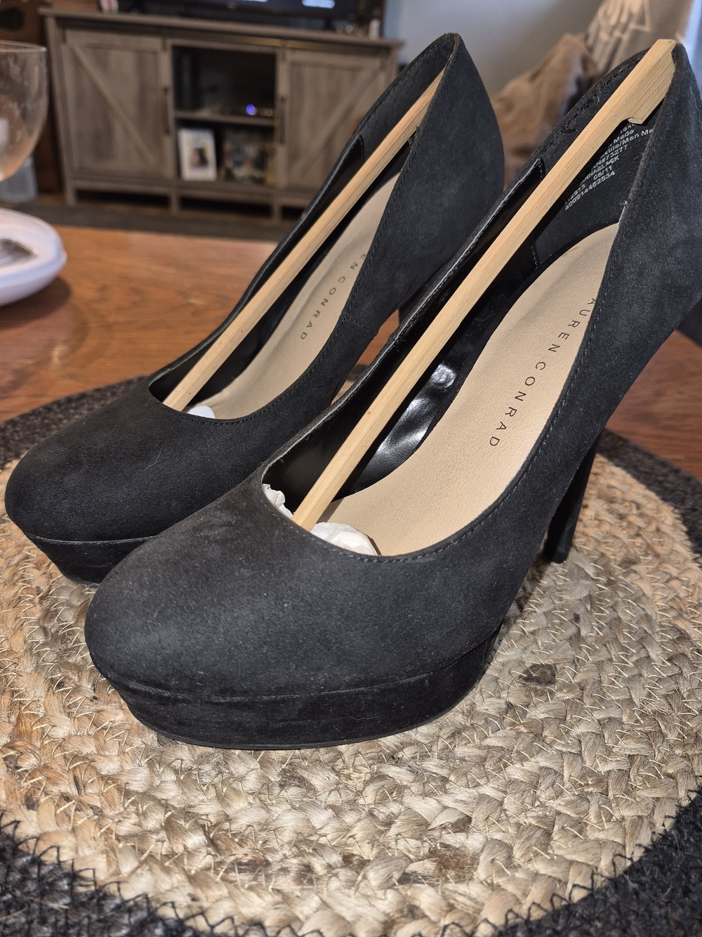 LC Lauren Conrad Black Suede Platform Pumps